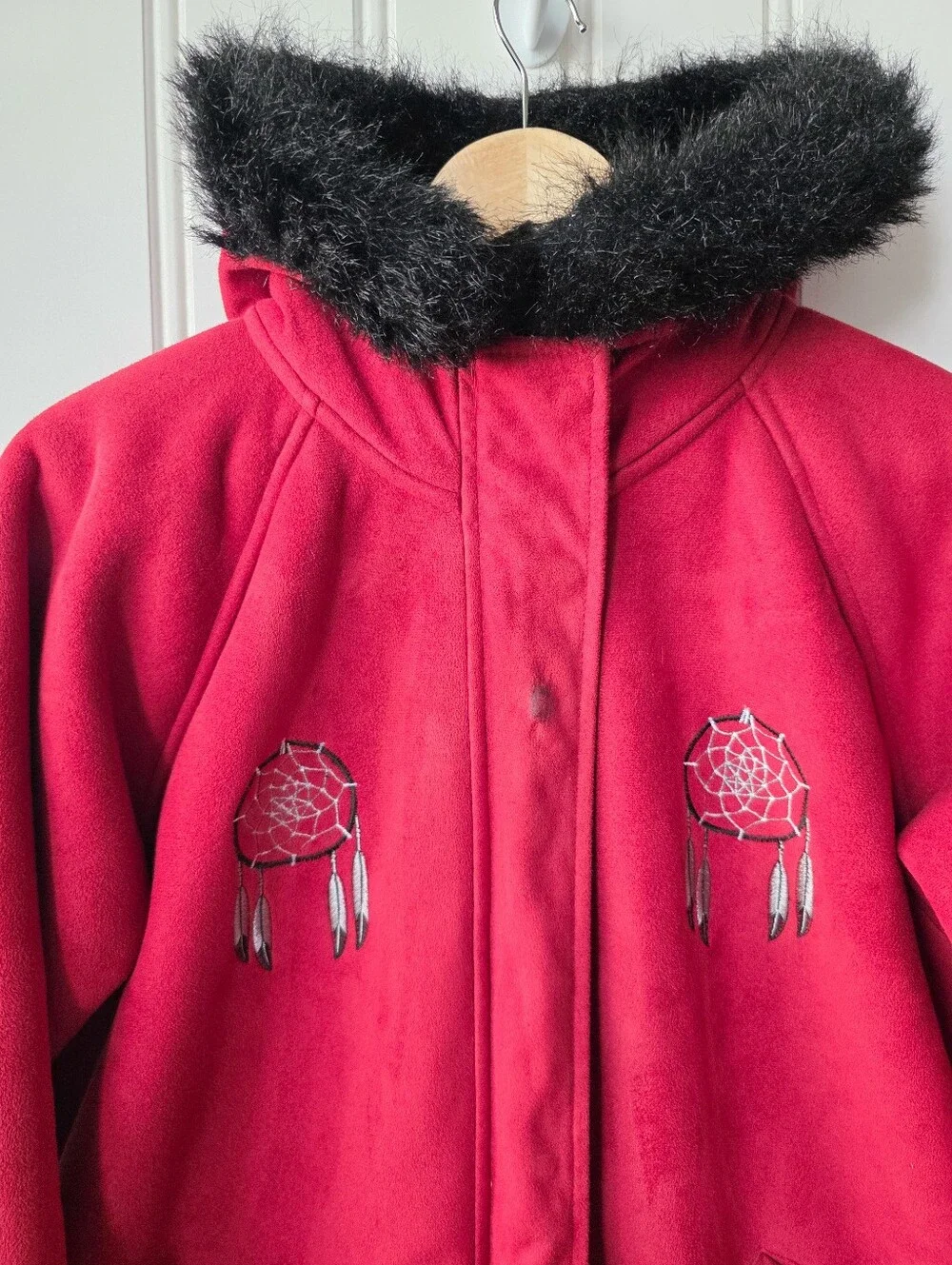 Vintage Northern Lifestyles Faux Fur Indigenous Wolf Tribal Winter Red Parka - Picture 2 of 13